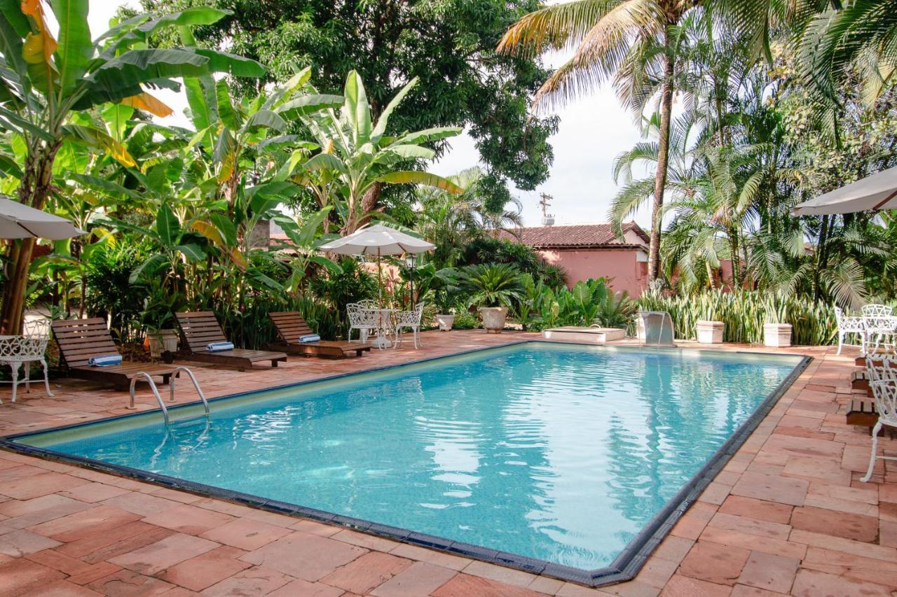 Pouse No Jardim Hotel Pirenopolis Bagian luar foto
